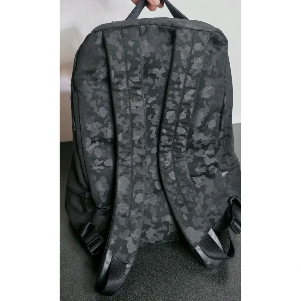 Lululemon Black Camouflage Backpack Medium‎ Polyester Travel School Camo Zip EUC